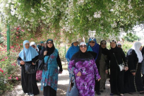 بالصور: المرابطون في شد الرحال للمسجد الأقصى في رحلة ترفيهية إلى منتجع "اتوبيا" وطولكرم